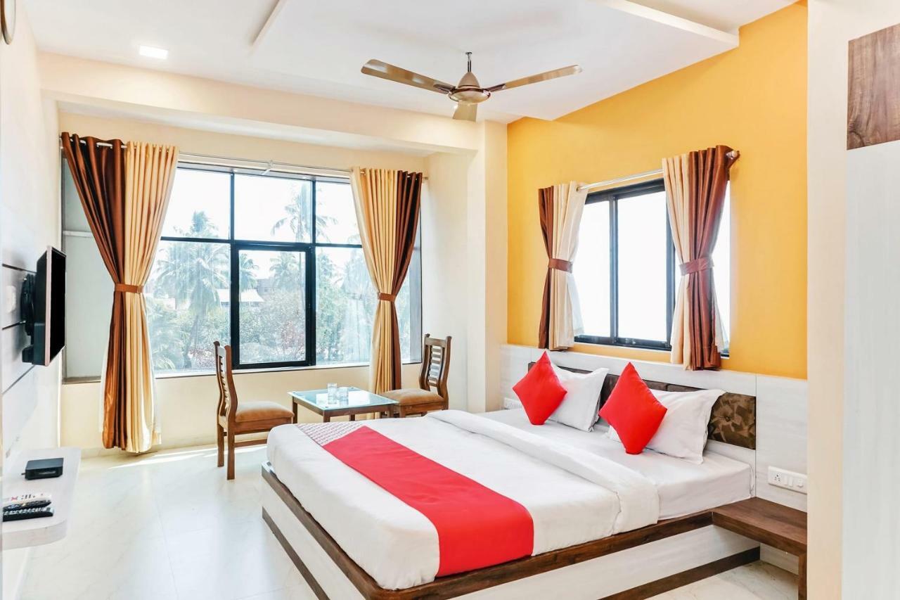 Oyo 29634 Hotel Navalai Pride Ratnagiri Bagian luar foto
