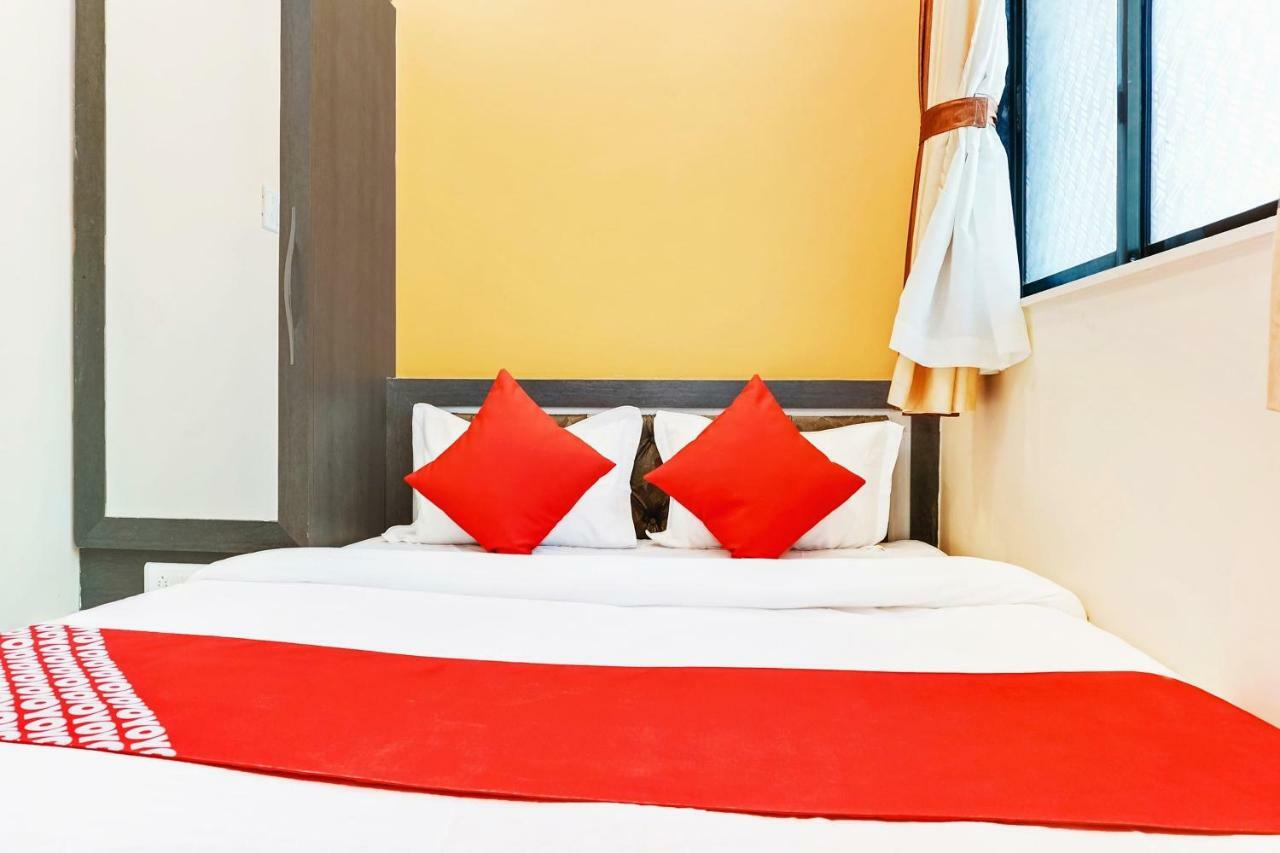 Oyo 29634 Hotel Navalai Pride Ratnagiri Bagian luar foto
