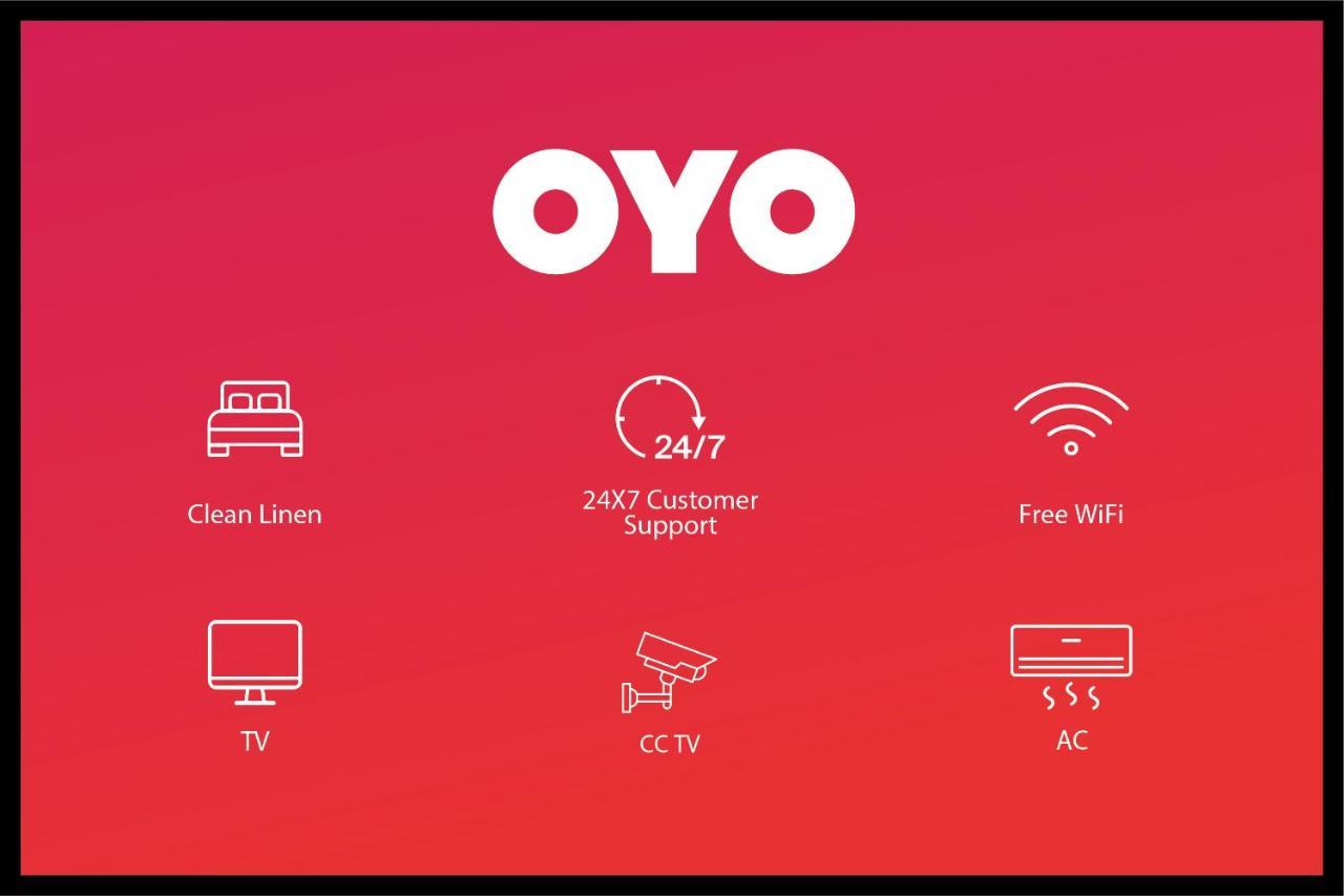 Oyo 29634 Hotel Navalai Pride Ratnagiri Bagian luar foto